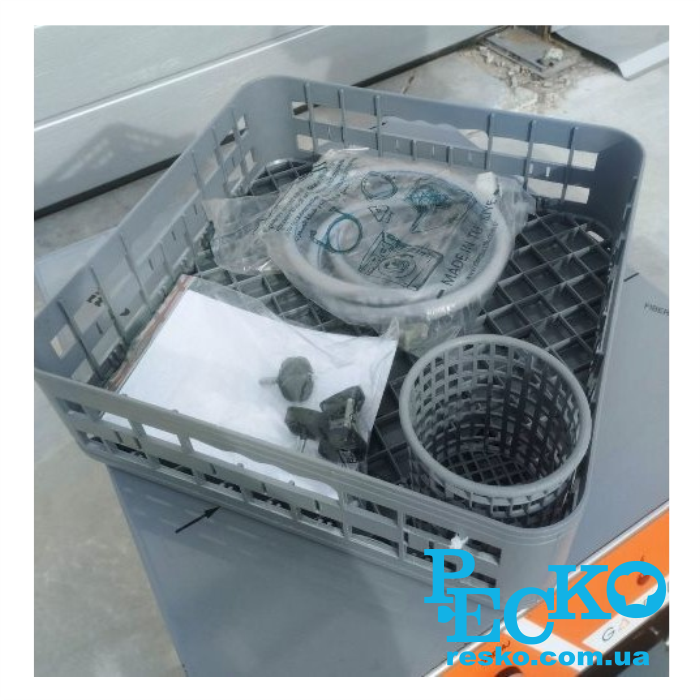 Посудомийна машина Gooder BYM.01 зі зл. насосом фронтальна професійна барна