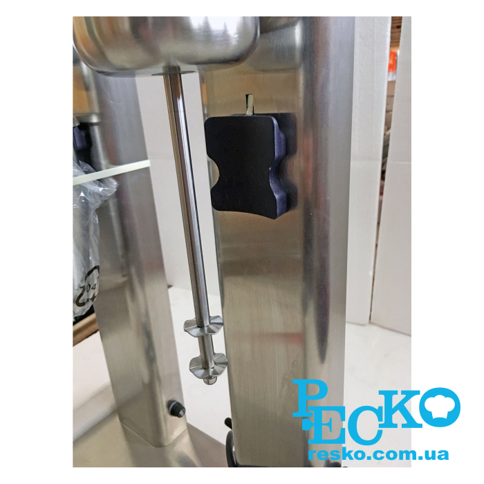 Міксер молочний JAU SR-1 для молочних коктейлів професійний 0,9 л Міксер молочний JAU SR-1 для молочних коктейлів професійний 0,9 л