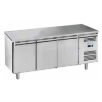 Стіл холодильний Forcold M-GN3100TN-FC тридверний