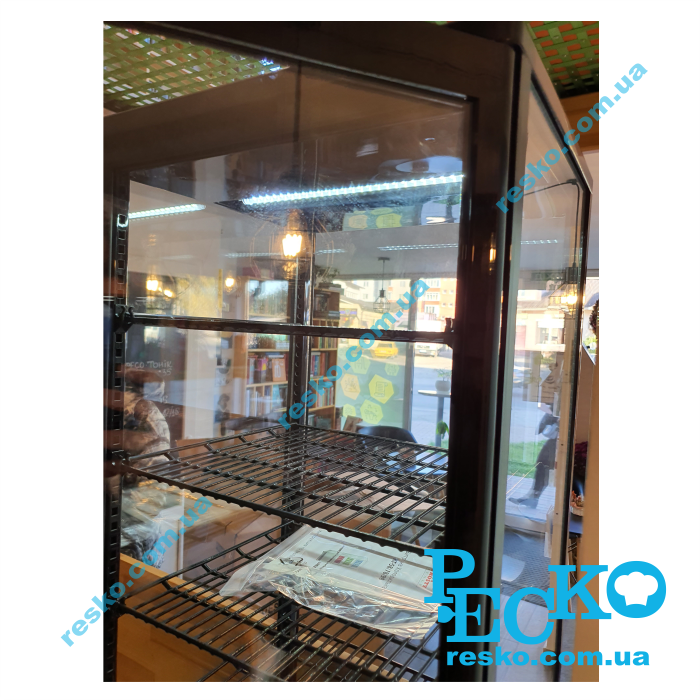 Шкаф холодильный Frosty RT98B-1 black витрина барная настольная черная