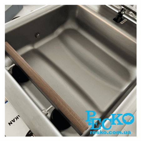 Вакуумний пакувальник Apach AVM 420 камерний професійний